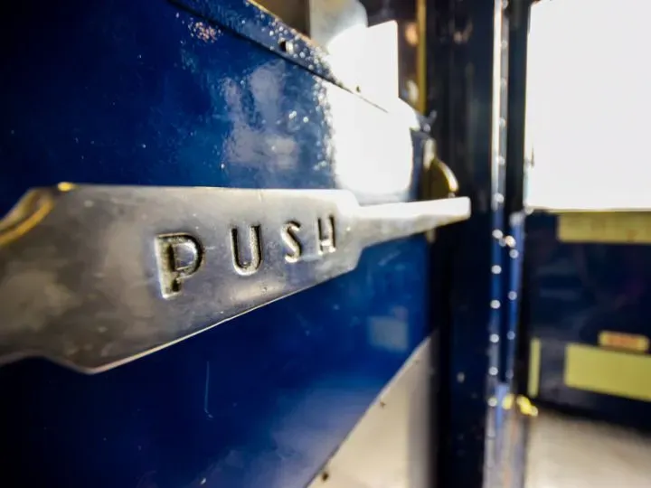 5 Reasons Schools and Hospitals Need Heavy-Duty Grade 1 Push Bars