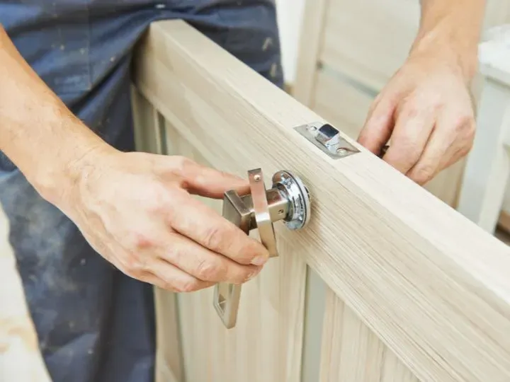 Emergency Home Security Quick Door Reinforcement Solutions When You Can't Change the Lock