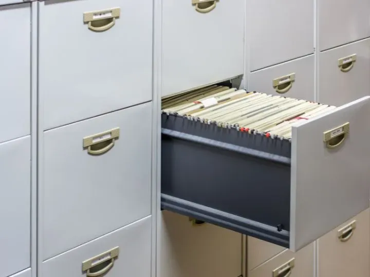How to Choose the Right Filing Cabinet Lock for Your Business