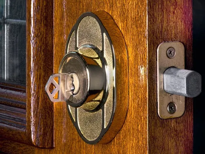 How to Install a Deadbolt Lock Step-by-Step Guide for DIY Homeowners