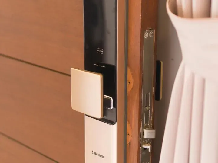 smart deadbolt